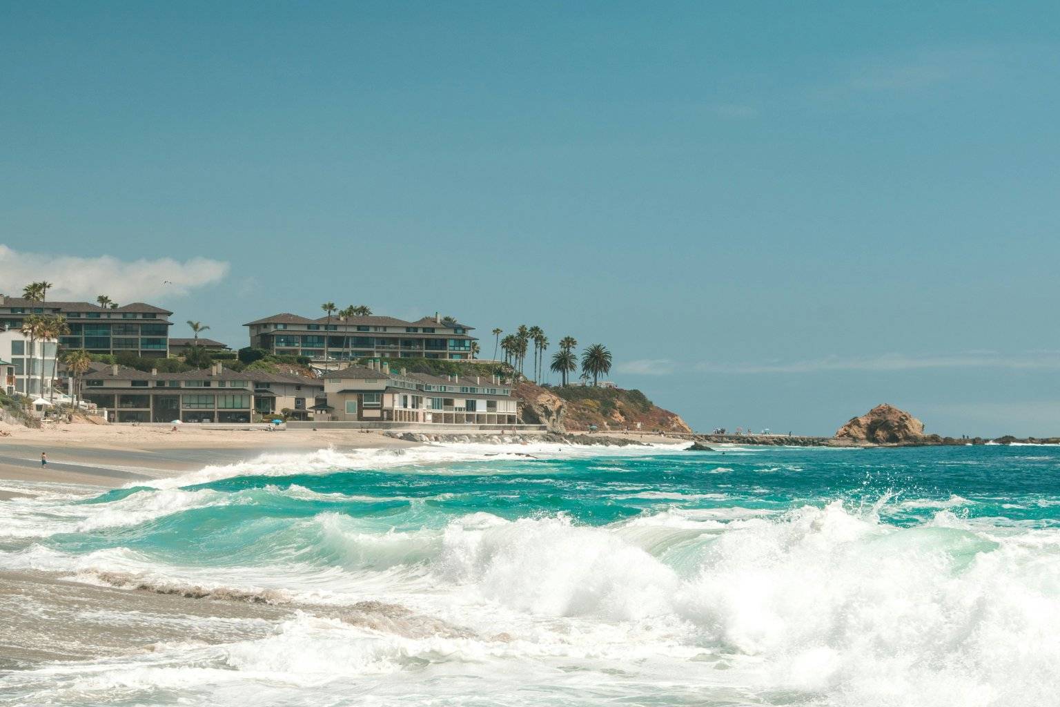 The Perfect Beachfront Hotels in Laguna Beach, California